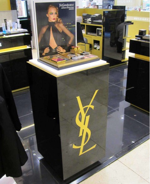 High End Custom Furniture For Cosmetic Display