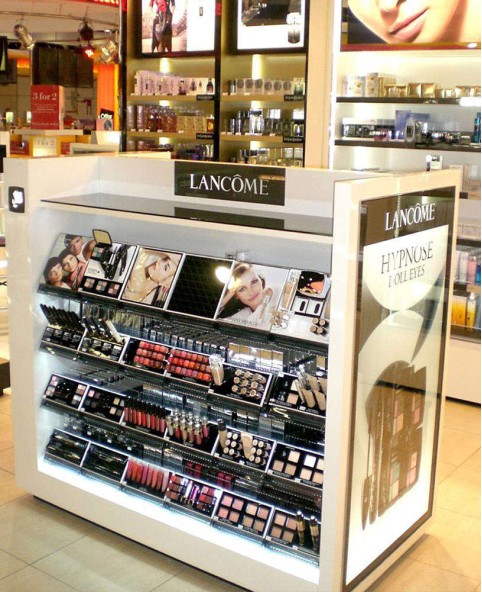 Retail Custom Makeup Cosmetic Store Showcase