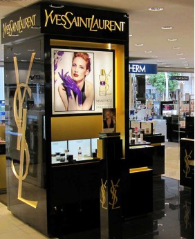 High End Custom Furniture For Cosmetic Display