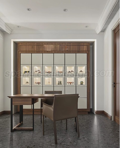 Luxury New Watch Shop Showcase Design
