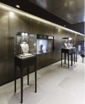 High End Wood Jewelry Showcase 