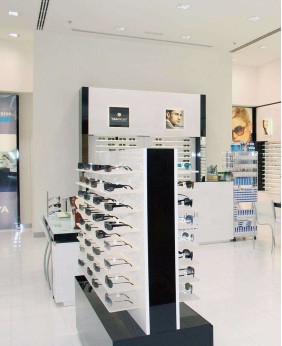 Creative Optical Shop Design Display Showcase