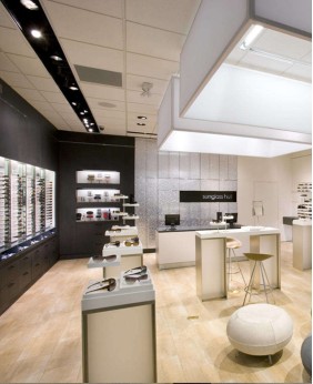 Creative Retail Eyewear Store Design 