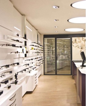 Creative Retail Optical Shop Display Showcase