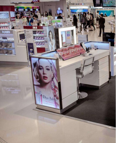 Retail Custom Perfume Shop Display Cabinet