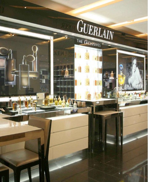 High End Retail Perfume Shop Display Cabinet