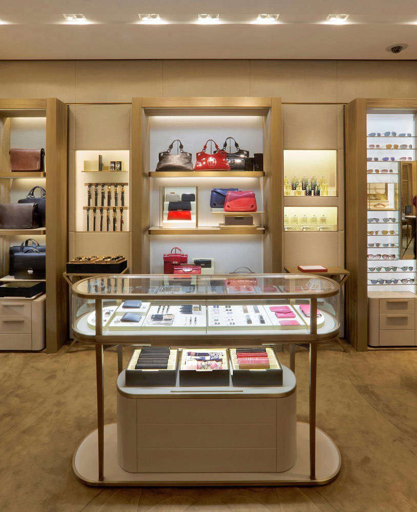 High-end Wooden Handbag Store Display Stand - Spark Retail Design