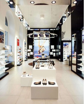 High End Shoe Store Design